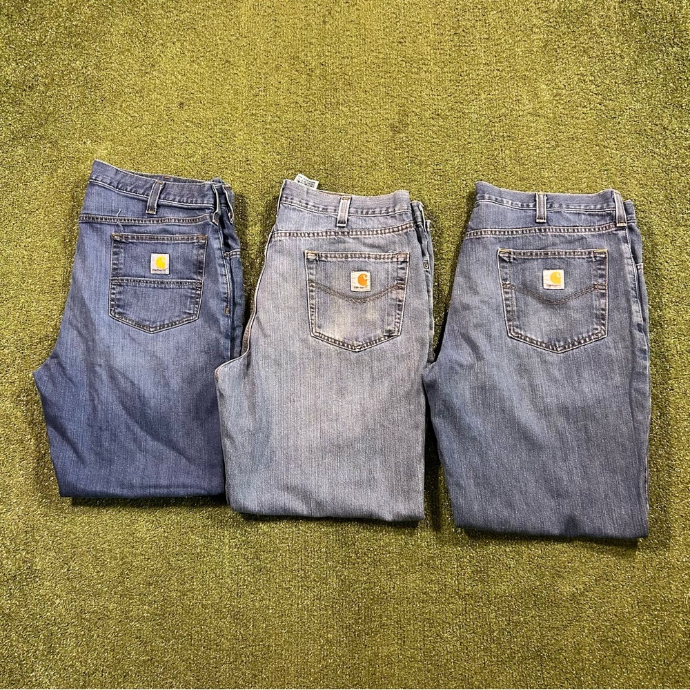 3 pairs of carhartt jeans 
38/30